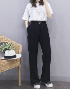 Một Số Cách Phối Đồ Với Áo Thun Nữ 